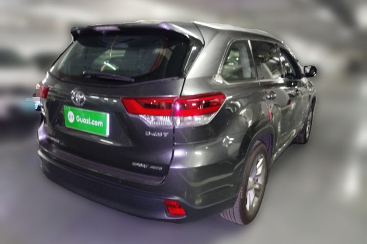 Used Toyota Highlander 2018 2.0T Four-Wheel Drive Luxury Edition 7 Seats China V Emission Standard Rear Right 45 Deg