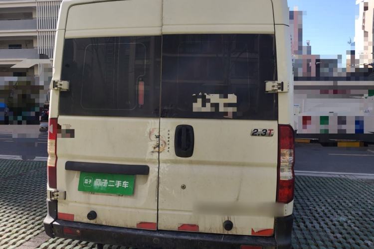 Used Dongfeng Yufeng  Rear