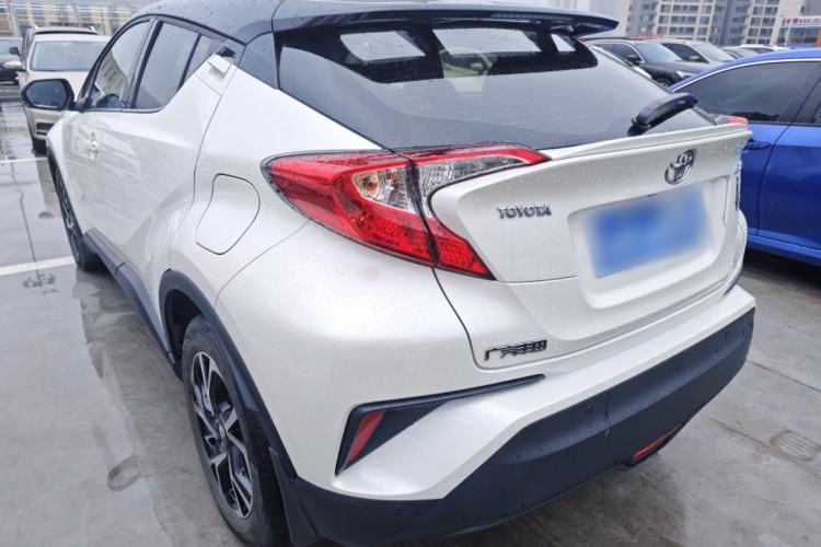 Used Toyota C-HR 2020 2.0L Leading Edition Exterior 2