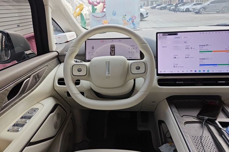 Used Wey Gaoshan 2025 Model Four-Wheel Drive Gao Shan 7 Steering Wheel