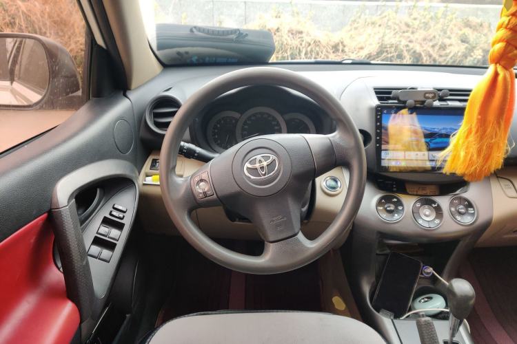 Used Toyota RAV4 2013 2.0L CVT Two-Wheel Drive Urban Edition