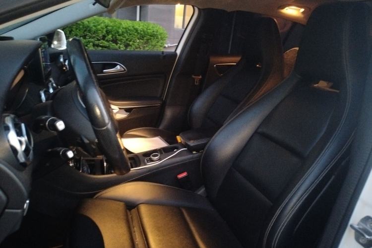 Used Mercedes-Benz GLA 2018 GLA 200 Sport Edition Left Front Seat