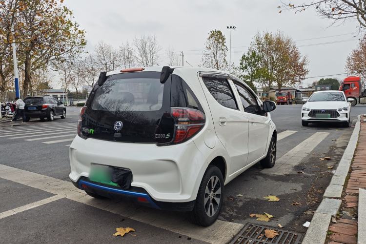 Used JMEV E200L 2020 E200L Standard Model (302 KM)