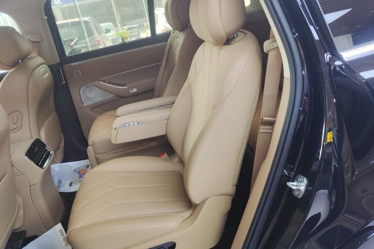 Used Hima AITO M8 2025 Extended-Range Max+ Version 53.4 kWh 6-Seater Edition