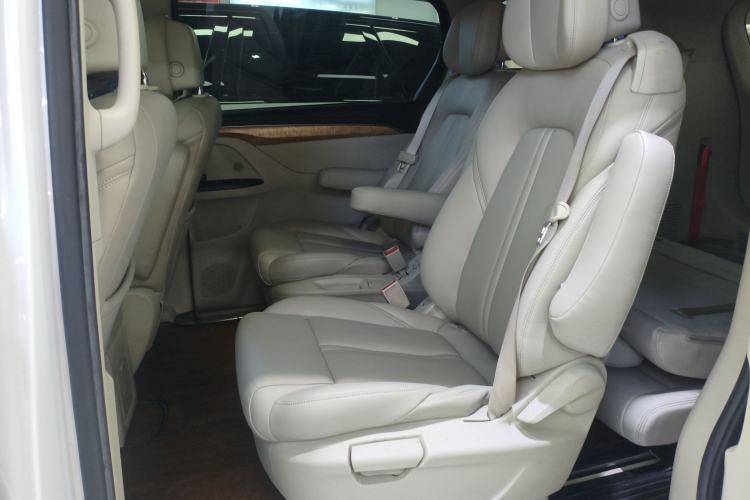 Used Buick GL8 2017 ES 28T Comfort Model China V Standard
