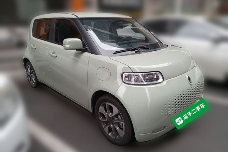 Used ORA White Cat 2020 305 km Luxury Version Front Right 45 Deg