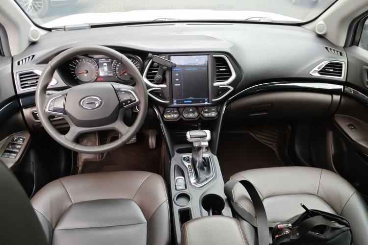 Used GAC Trumpchi GS4 2017 235T Automatic Two-Wheel Drive Elite Edition Center Console