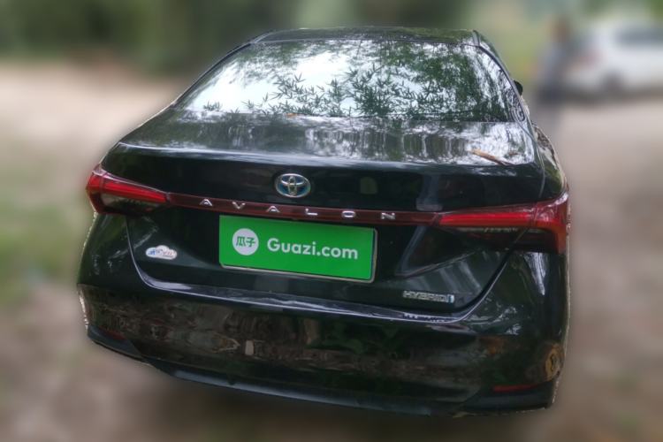 Used Toyota Avalon 2019 Dual-Engine 2.5L Luxury Edition China V Standard Rear