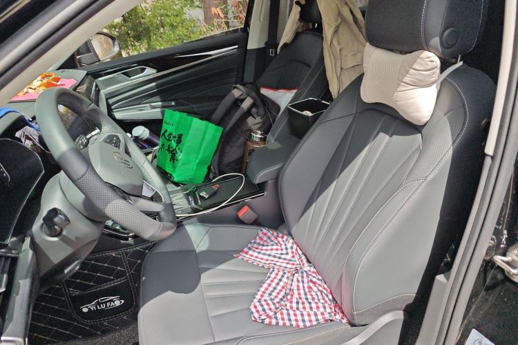 Used Volkswagen Passat 2025 Premium Version 380TSI Dragon Edition Left Front Seat