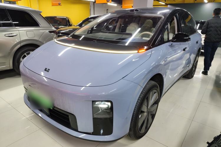Used Li Auto i8 2025 Model Standard Version