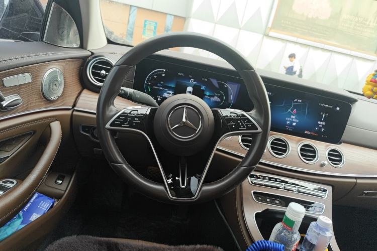 Used Mercedes-Benz E-Class 2021 Facelift E 260 L
