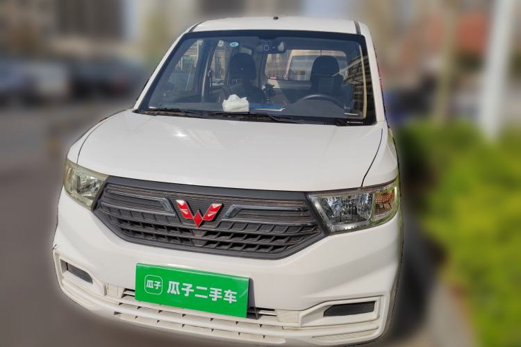 Used Wuling Hongguang V 2019 1.5L Jingqu Version China VI LAR