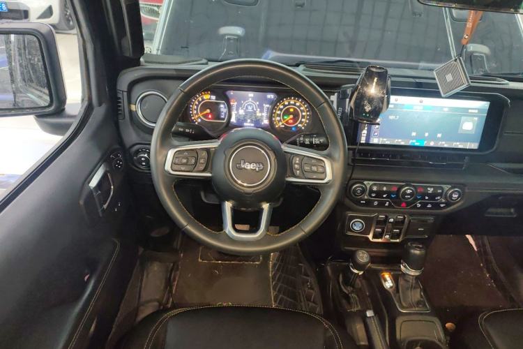 Used Jeep Wrangler 2024 2.0T Sahara Four-Door Edition
