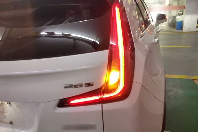 Used Cadillac XT4 2018 28T Four-Wheel Drive Leading Model
