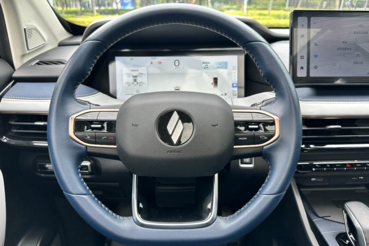 Used Livan Livan 9 2023 470 km Founder Edition