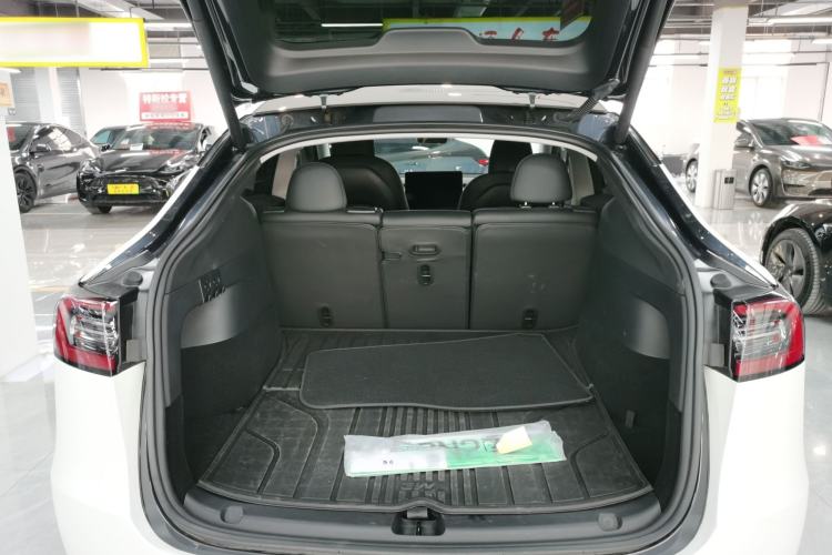 Used Tesla Model Y 2024 Rear-Wheel-Drive Version