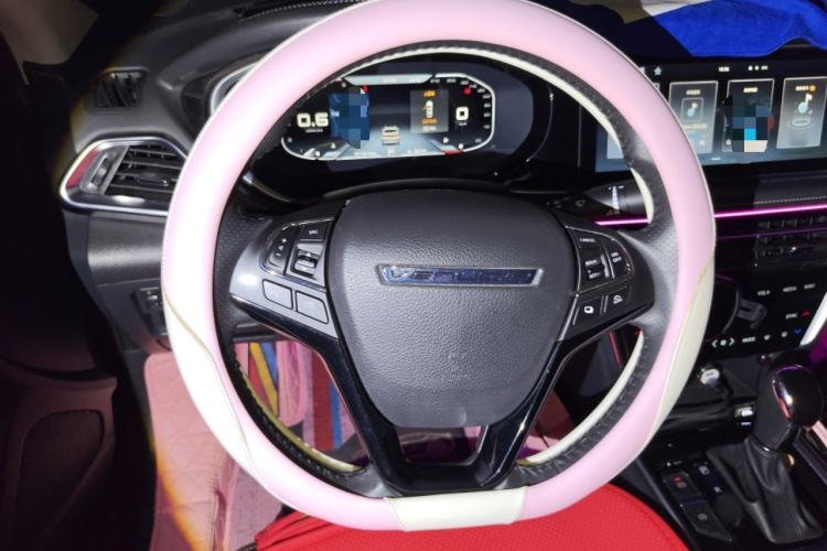 Used Venucia T90 2020 2.0L CVT Smart Connect & Smooth Drive Edition
