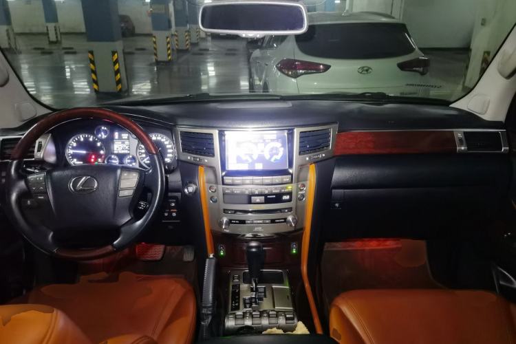 Used Lexus LX 2012 570