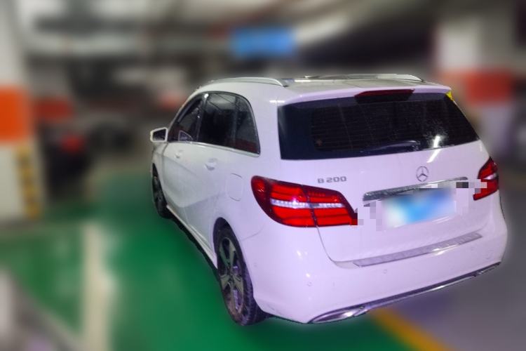 Used Mercedes-Benz B-Class 2017 B 200 Fashion Model
