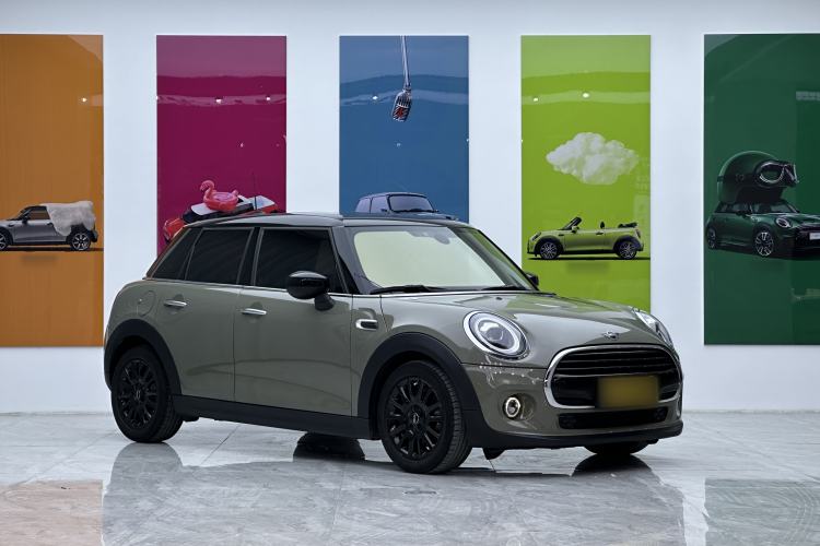 Used MINI 2019 1.5T COOPER Classic Edition Five-Door Version
