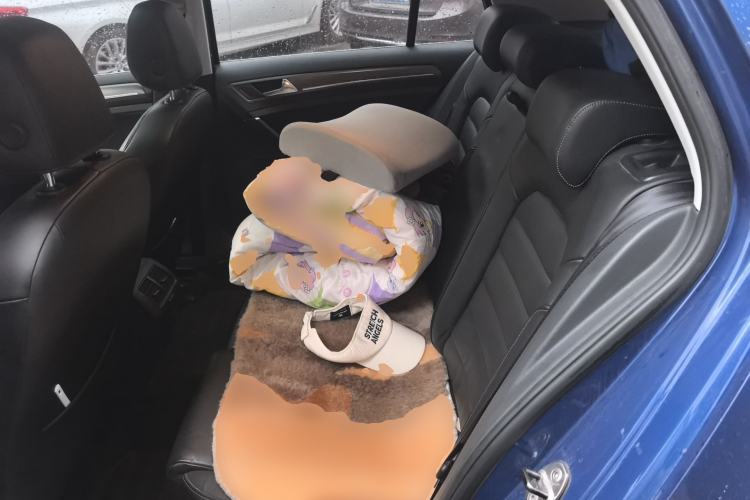 Used Volkswagen Golf 2014 1.4TSI Automatic Luxury Model Left Rear Seat