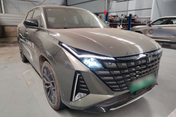 Used CHANGAN UNI-Z New Energy 2024 Blue Whale Smart Electric iDD 125km Excellence Model Exterior 1