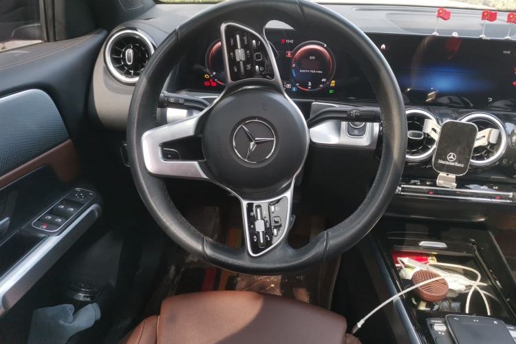 Used Mercedes-Benz GLB 2022 Second Facelift GLB 200 Dynamic Edition Steering Wheel