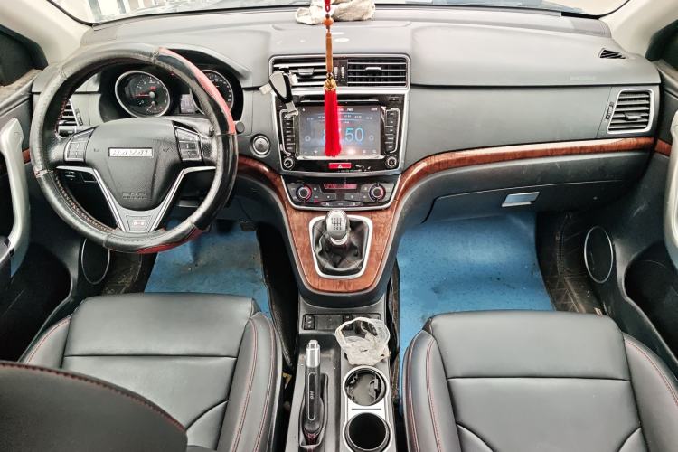 Used Haval H6 2015 Revised Version Sport Edition 1.5T Manual Transmission Two-Wheel Drive Elite Grade