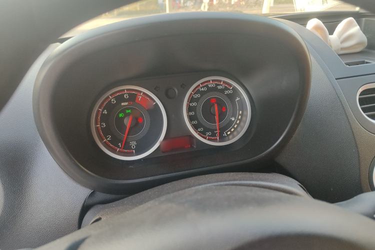 Used MG 3SW 2015 1.5L AMT Elite Model