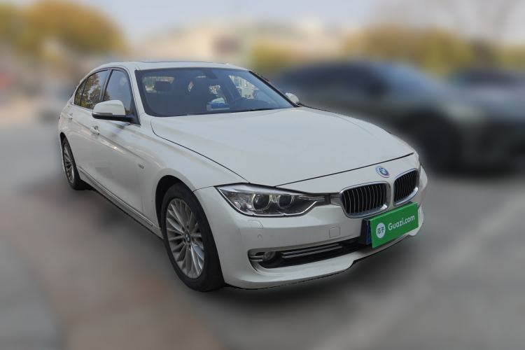 Used BMW 3 Series 2013 320Li Luxury Design Package
