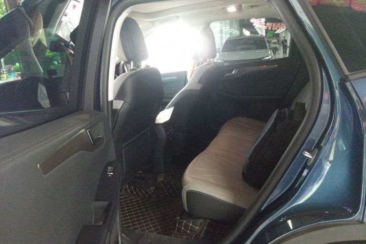 Used Ford Escape 2020 EcoBoost 245 Two-Wheel-Drive Comfort Edition Left Rear Seat