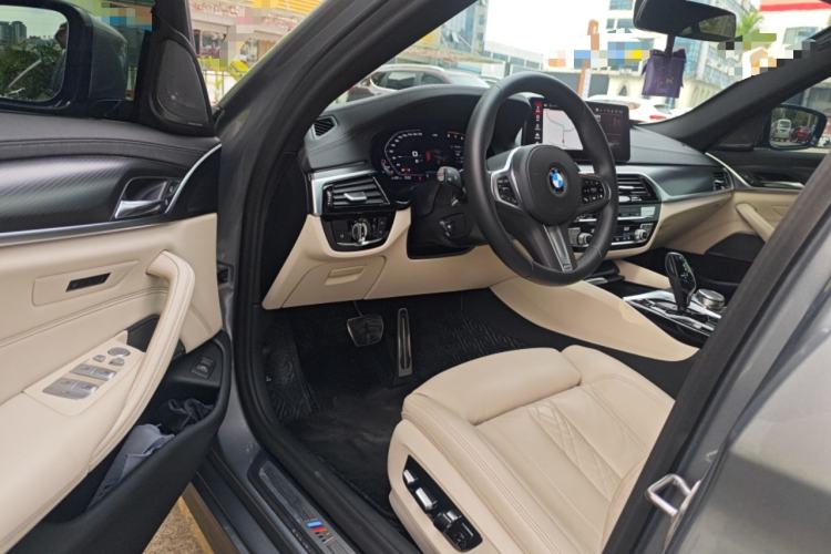 Used BMW 5 Series 2022 Second Facelift 540i Sport Line M Sport Package
