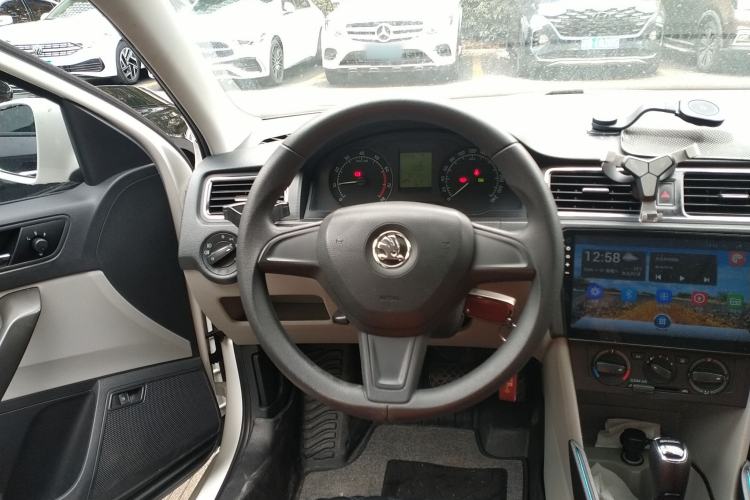 Used Skoda Rapid 2016 1.6L Automatic Chuanxing Edition