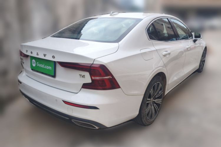 Used Volvo S60 2021 T4 Zhiyuan Luxury Edition