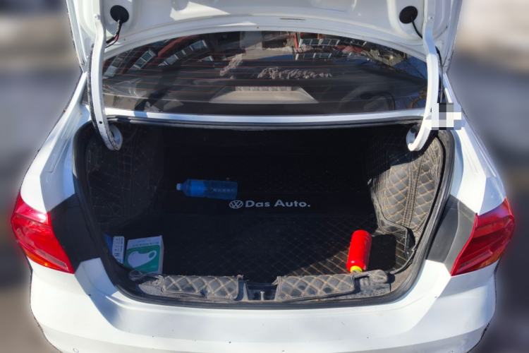 Used Volkswagen Jetta 2019 Dream Edition 1.5L Automatic Fashionable Version