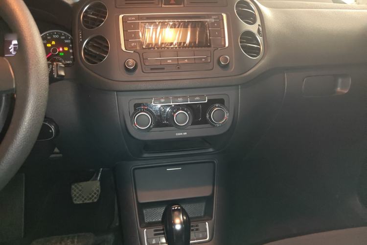 Used Volkswagen Tiguan 2016 280TSI Automatic Two-Wheel-Drive Silk Road Style Edition