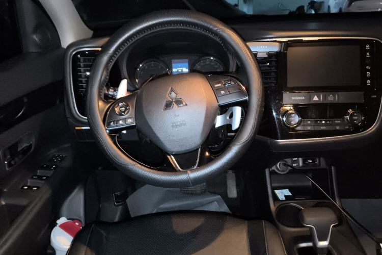 Used Mitsubishi Outlander 2016 2.4L 4x4 Elite Edition 5 Seats