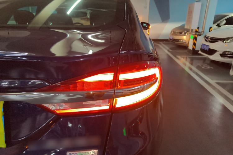 Used Ford Mondeo 2018 EcoBoost 200 Stylish Model Right Rear Taillight