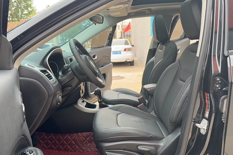 Used Jeep Compass 2017 200T Automatic Family Edition