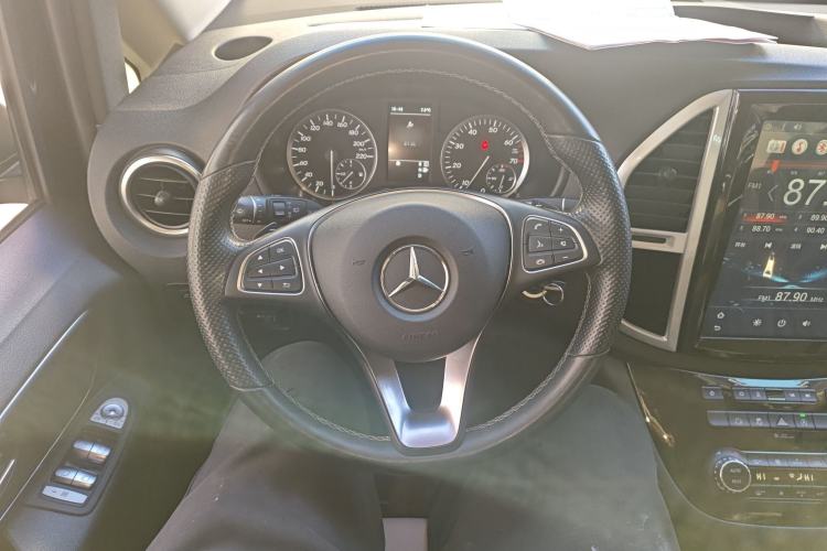 Used Mercedes-Benz Vito 2016 2.0T Business Edition
