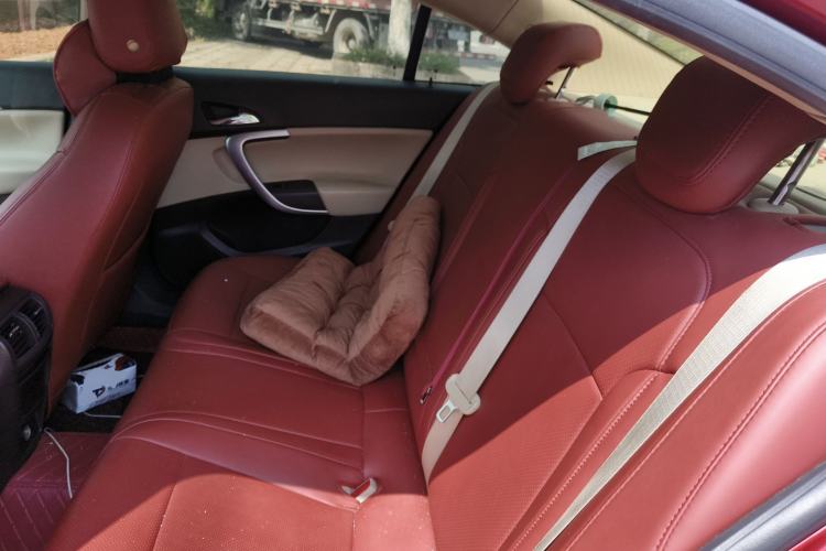 Used Buick Regal 2015 2.0L Leading Fashion Edition