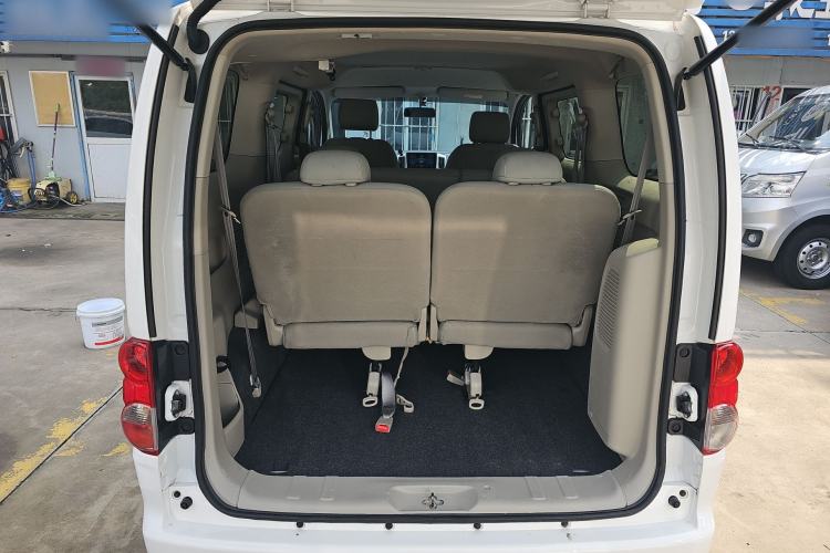 Used Nissan NV200 2018 1.6L CVT Luxury Model
