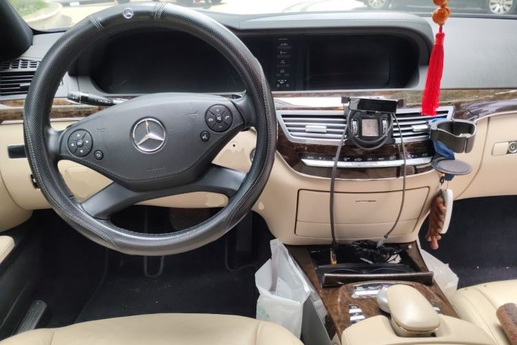 Used Mercedes-Benz S-Class 2010 S 300 L Business Model
