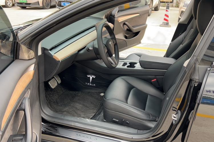 Used Tesla Model 3 2022 Rear-Wheel-Drive Version
