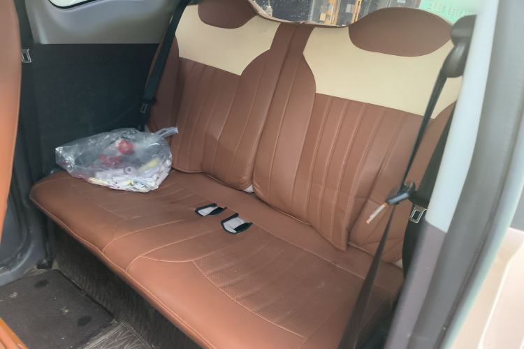 Used Chery QQ Ice Cream 2024 Youth Edition 205km Milkshake