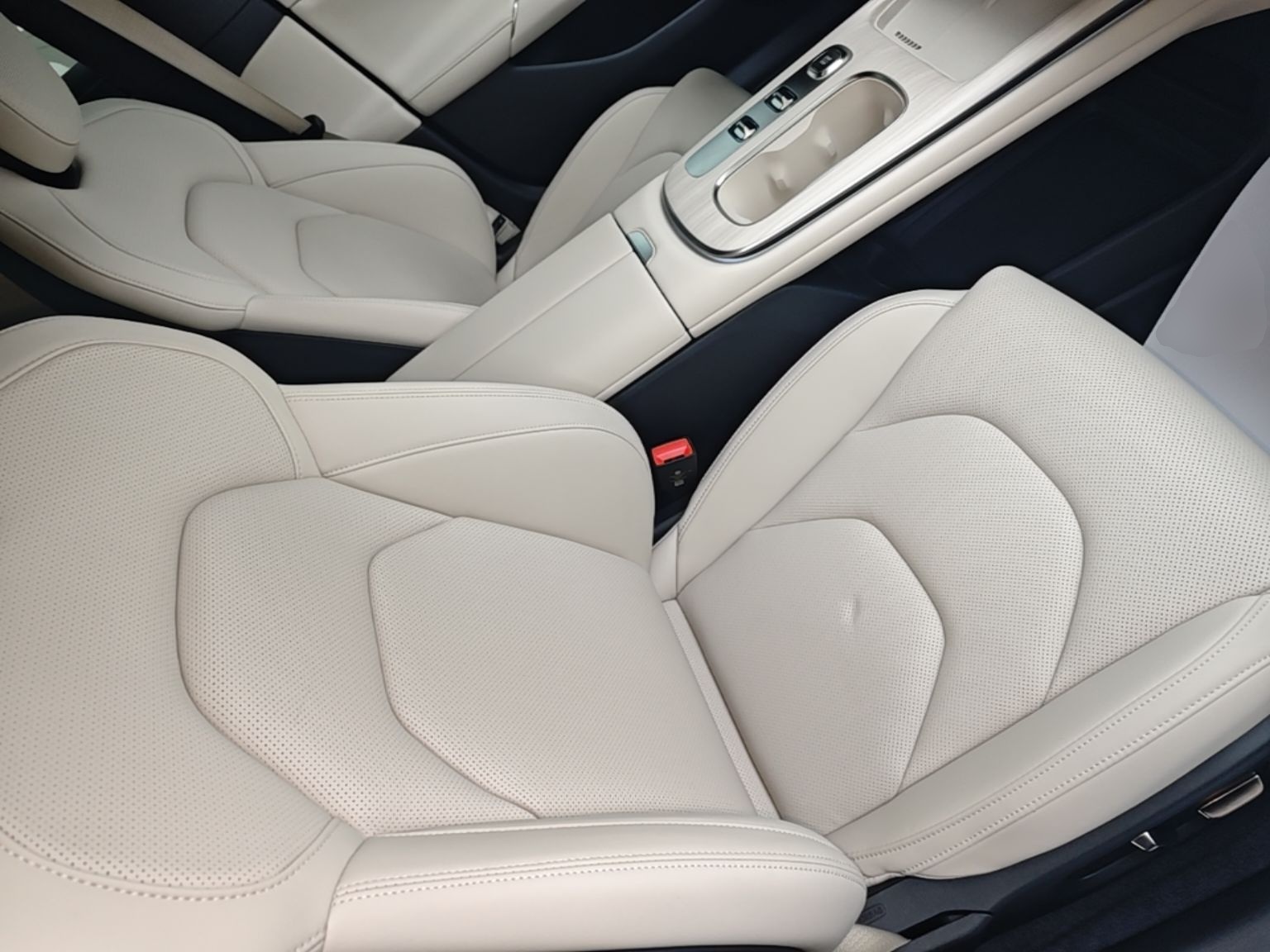 Xiaomi Auto SU7 2024 Rear-Drive Ultra-Long Range Advanced Pro-Level Intelligent Driving Version — снимка 19