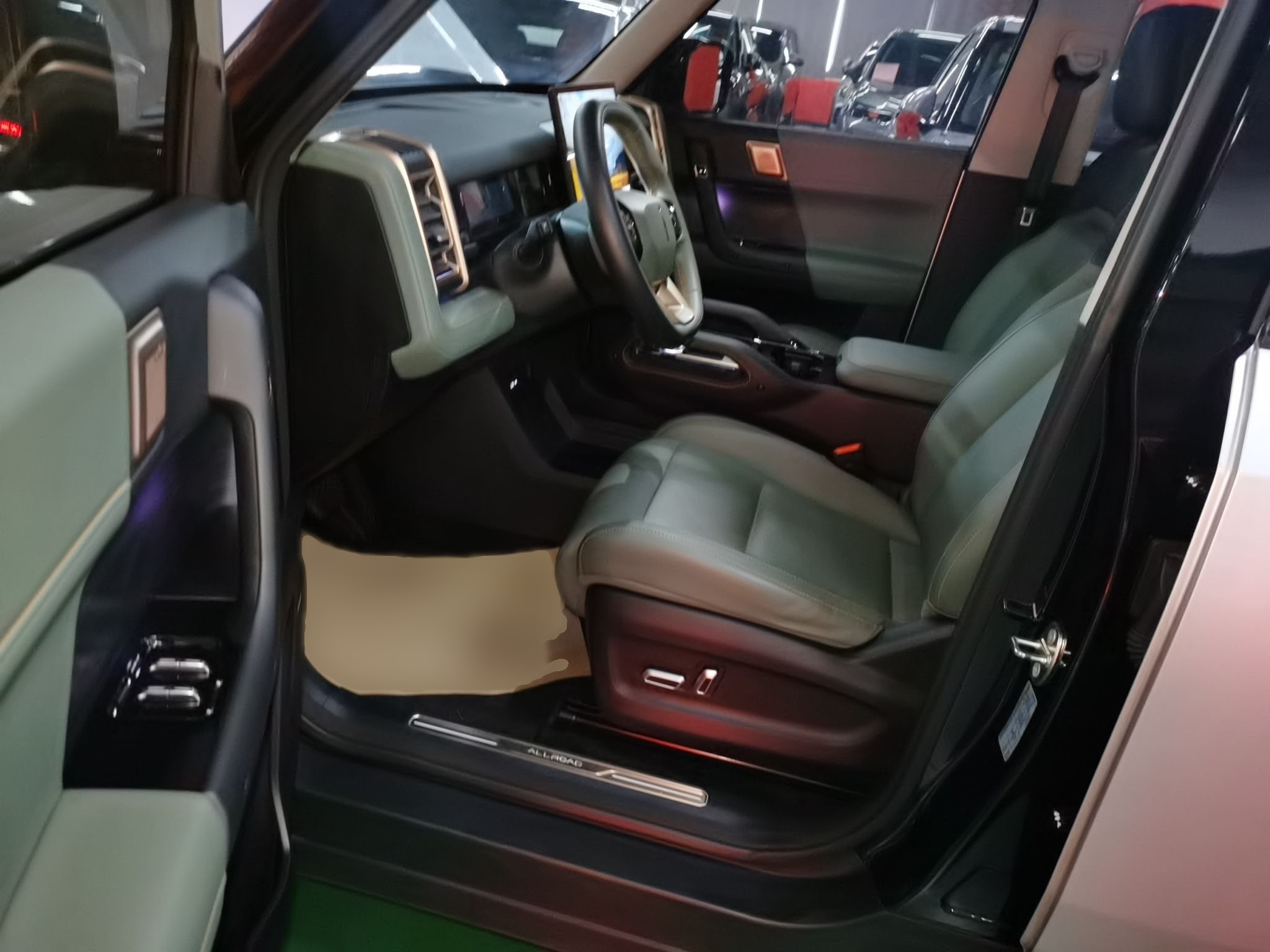 Переднее сиденье в автомобиле