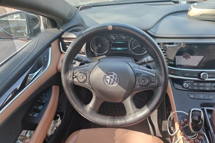 Used Buick LaCrosse 2016 20T Elite Edition Steering Wheel