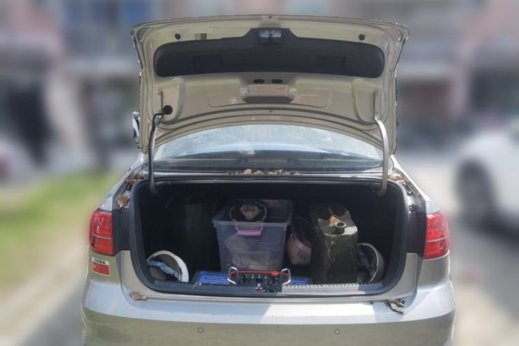 Used Volkswagen Sagitar 2017 180TSI Automatic Luxury Edition Trunk