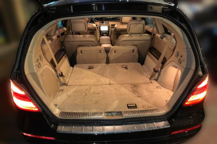 Used Mercedes-Benz R-Class 2014 R 400 4MATIC Business Model Trunk